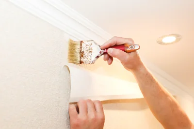 Pose de papier peint à Gourgue — revêtements muraux et toiles de verre